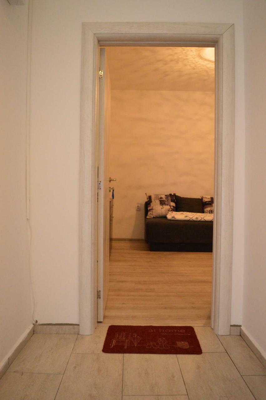 Studio Apartments Ilija Котор Екстер'єр фото